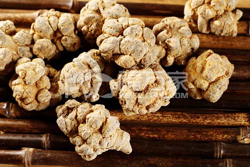 吃三七粉有什么好处 吃三七粉有什么好处