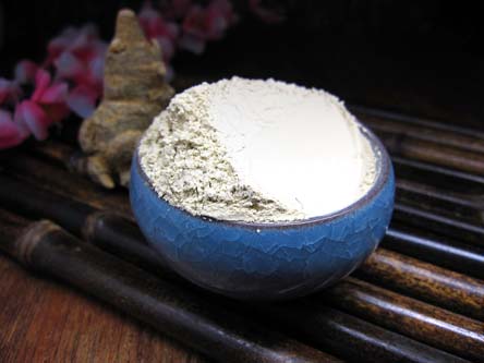 开水和冷水冲泡三七粉区别 开水和冷水冲泡三七粉区别