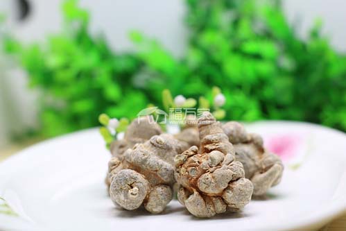 三七能与什么搭配